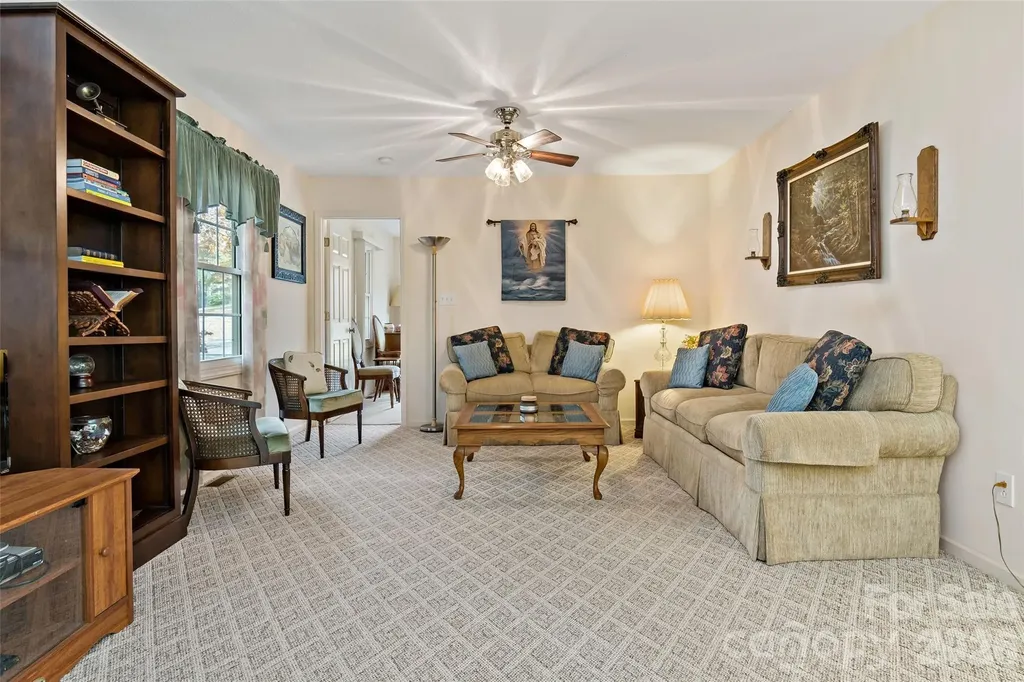 65 Gypsy Mountain Road Marion NC 28752