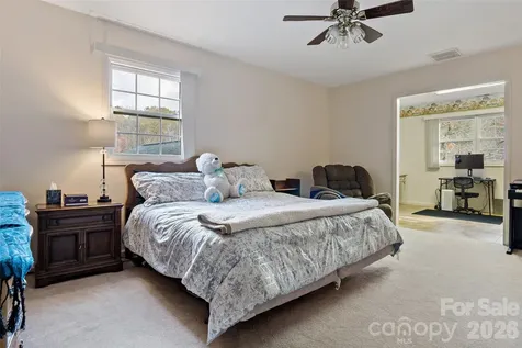 65 Gypsy Mountain Road Marion NC 28752