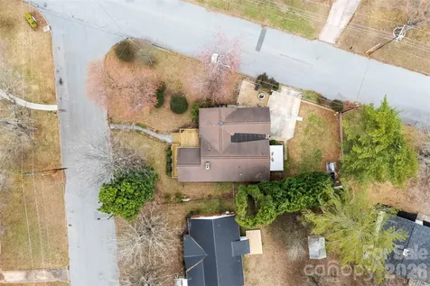 210 Avondale Drive Lexington NC 27295