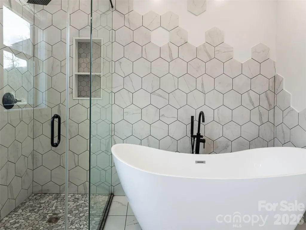 1031 Hillside Ridge Road Candler NC 28715