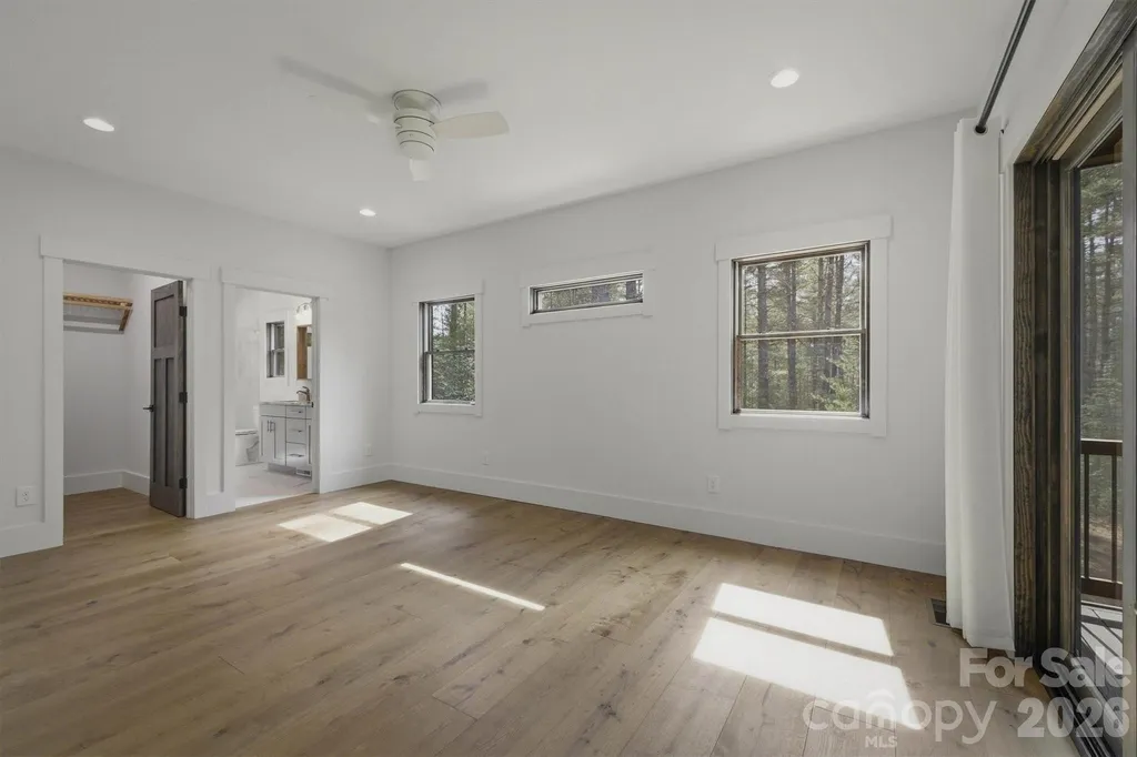 40 Kingfisher Trace Nebo NC 28761
