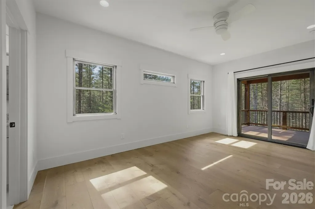 40 Kingfisher Trace Nebo NC 28761