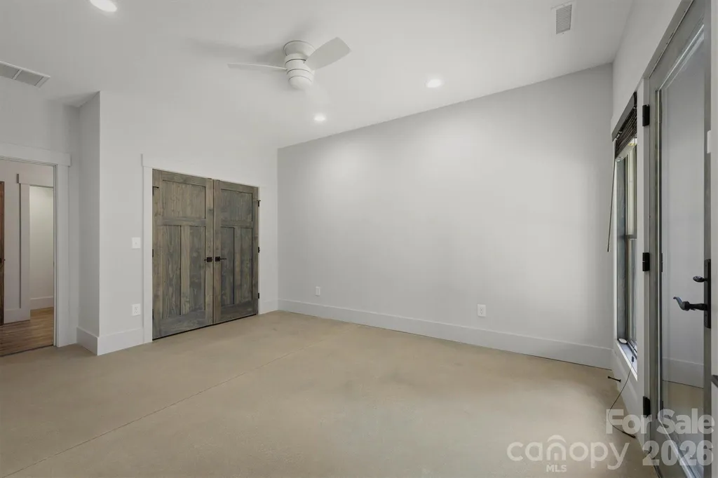 40 Kingfisher Trace Nebo NC 28761