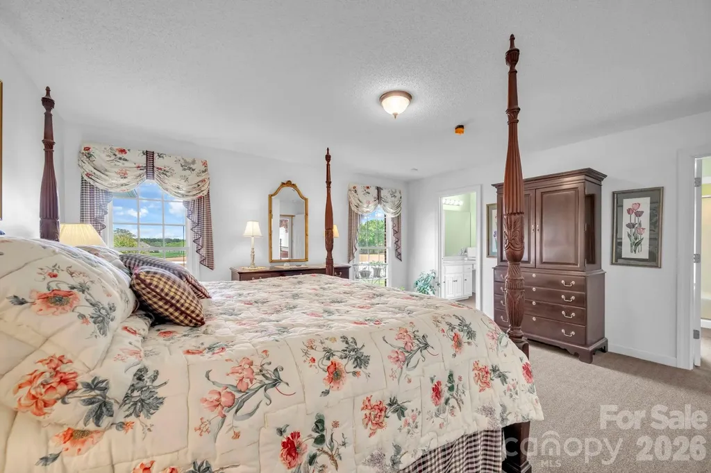 824 N Forest Hills School Road Marshville NC 28103