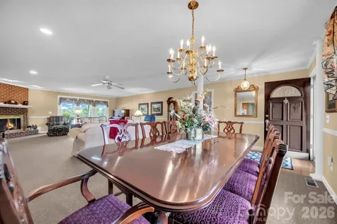 824 N Forest Hills School Road Marshville NC 28103