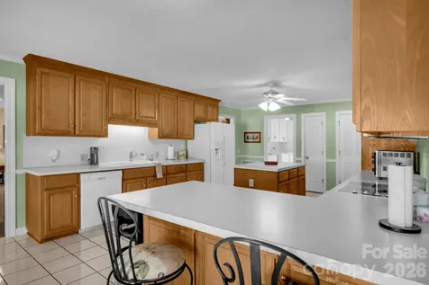 824 N Forest Hills School Road Marshville NC 28103
