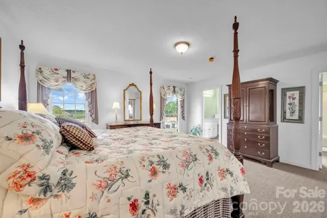 824 N Forest Hills School Road Marshville NC 28103