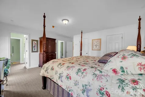 824 N Forest Hills School Road Marshville NC 28103