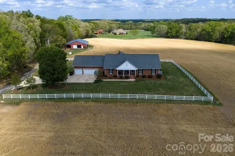 824 N Forest Hills School Road Marshville NC 28103