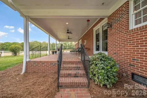 824 N Forest Hills School Road Marshville NC 28103