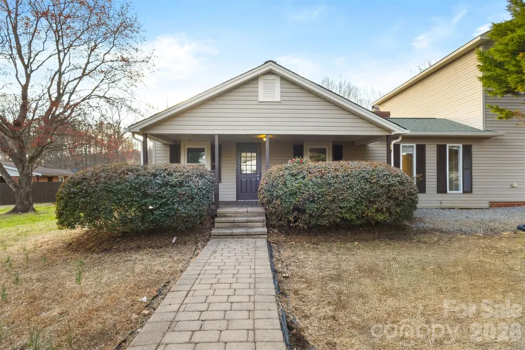 1751 Robert Martin Road Catawba NC 28609