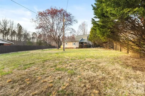 1751 Robert Martin Road Catawba NC 28609