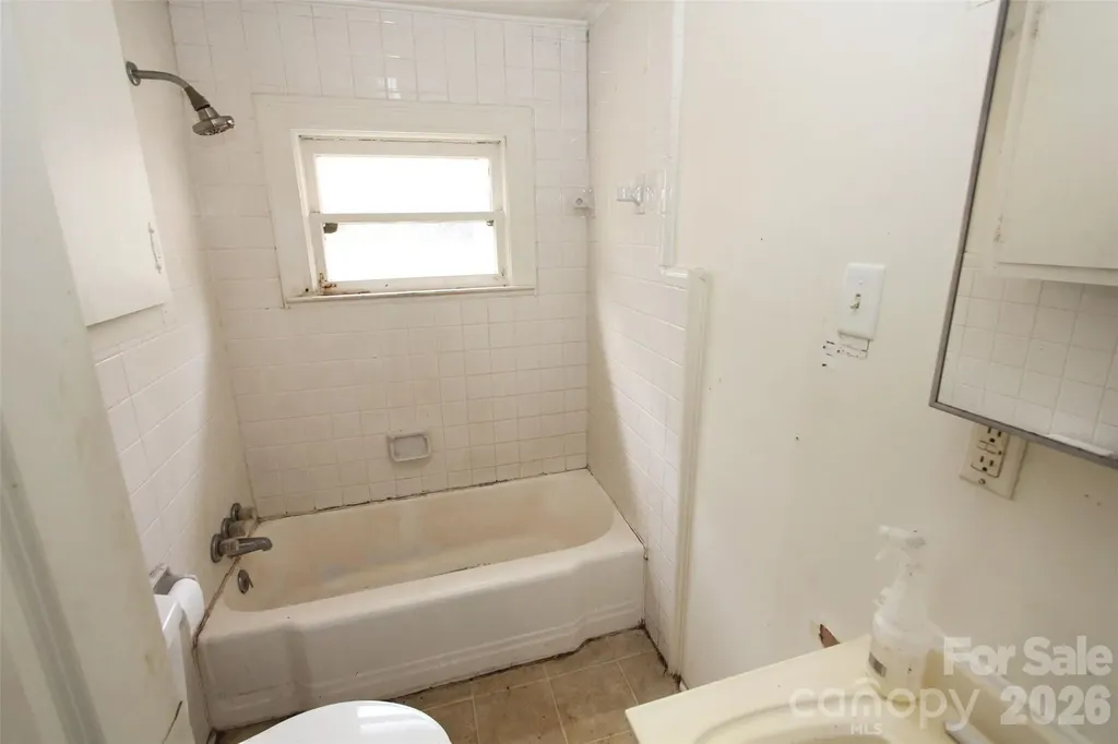 562 Us Highway 1 S Rockingham NC 28379