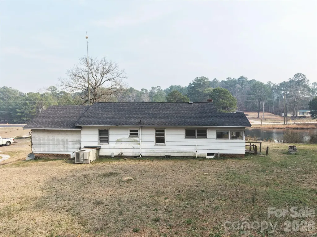 562 Us Highway 1 S Rockingham NC 28379