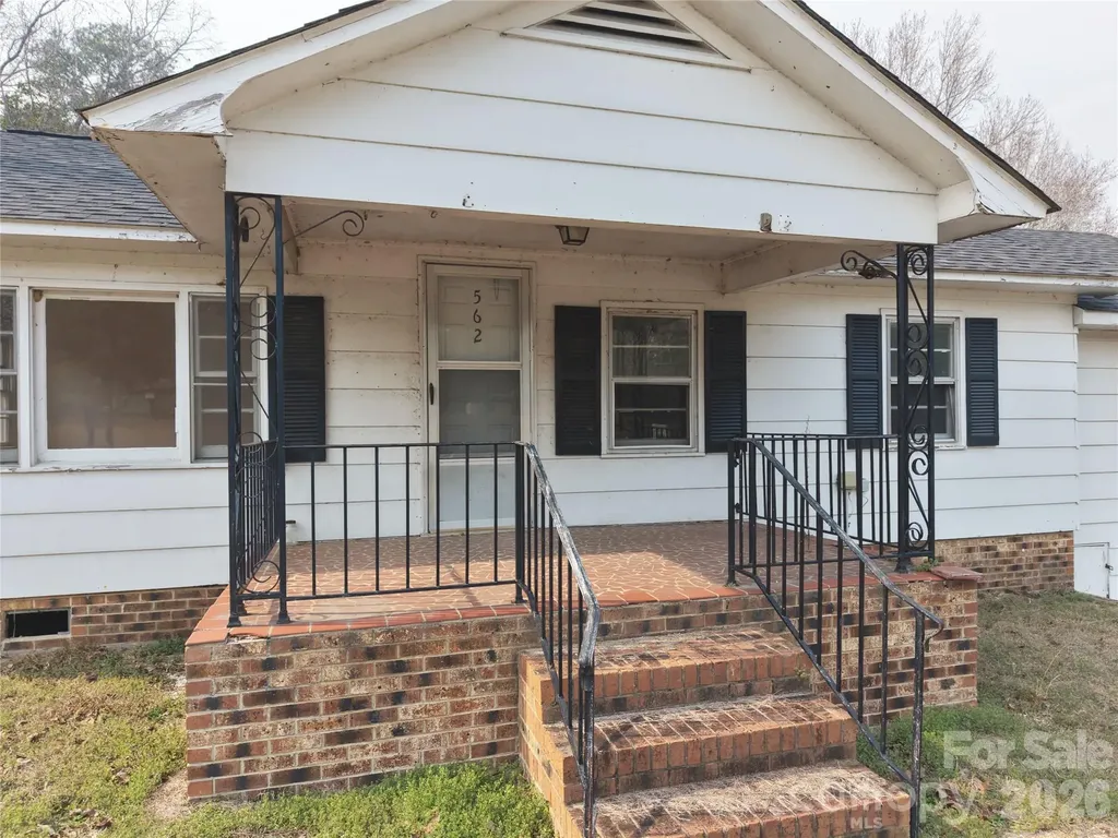 562 Us Highway 1 S Rockingham NC 28379