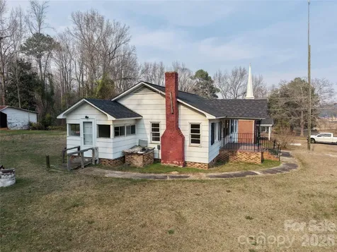 562 Us Highway 1 S Rockingham NC 28379