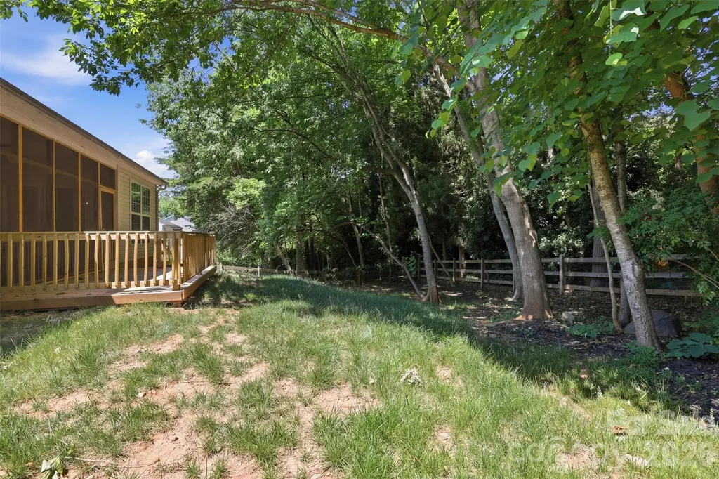 2454 Carmathen Road Charlotte NC 28269
