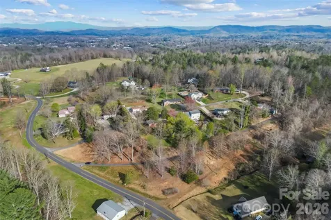 104 Winchester Drive SE Lenoir NC 28645
