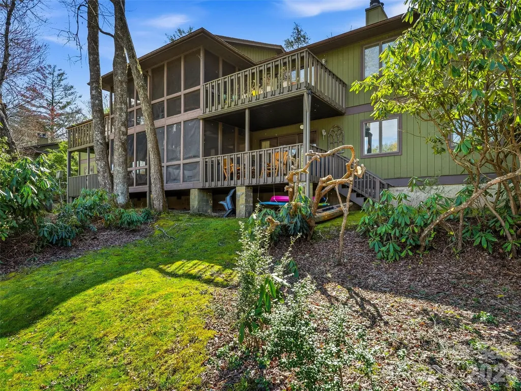 15 Gold Finch Court Brevard NC 28712