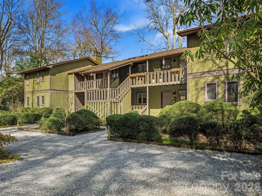 15 Gold Finch Court Brevard NC 28712