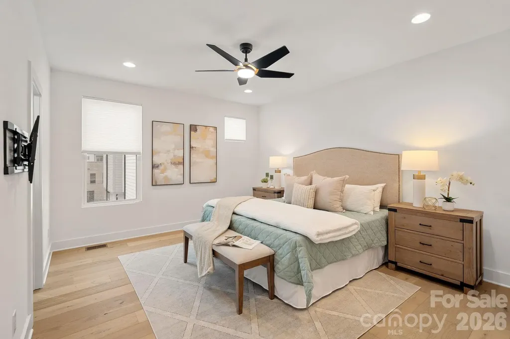 306 Wesley Heights Way Charlotte NC 28208