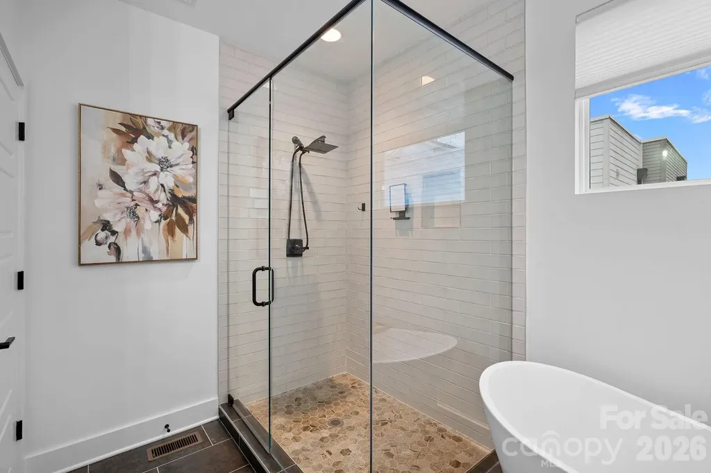 306 Wesley Heights Way Charlotte NC 28208