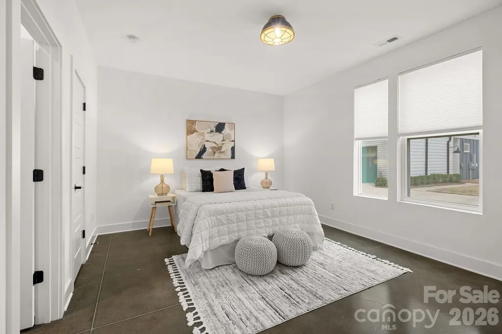 306 Wesley Heights Way Charlotte NC 28208