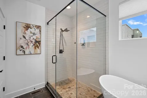 306 Wesley Heights Way Charlotte NC 28208