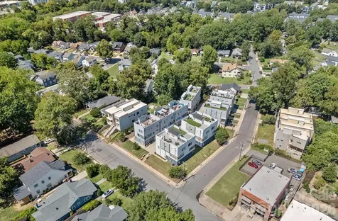 306 Wesley Heights Way Charlotte NC 28208