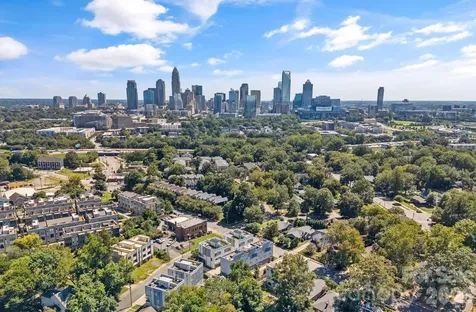306 Wesley Heights Way Charlotte NC 28208