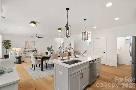 306 Wesley Heights Way Charlotte NC 28208