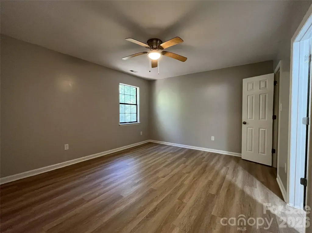 5830 Stone Bluff Court Charlotte NC 28214