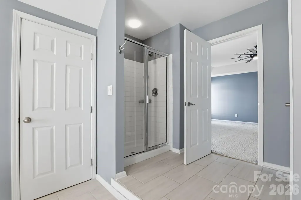 3909 Meadow Green Drive Charlotte NC 28269