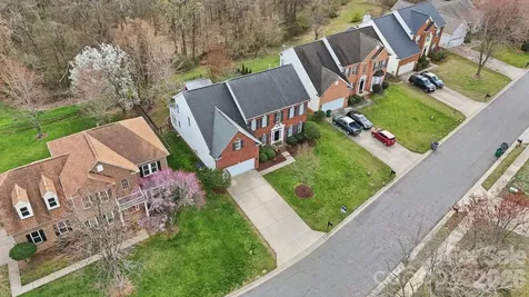 3909 Meadow Green Drive Charlotte NC 28269