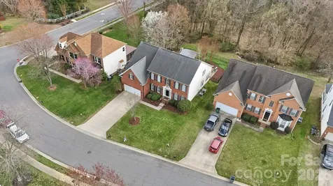 3909 Meadow Green Drive Charlotte NC 28269