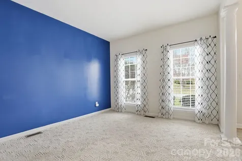 3909 Meadow Green Drive Charlotte NC 28269