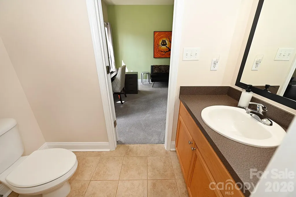 1360 21st Avenue NE Hickory NC 28601