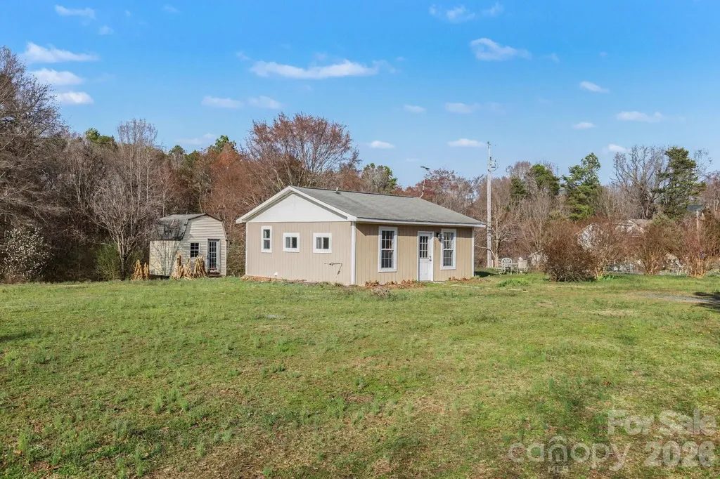 5647 Putuptoe Place Norwood NC 28128