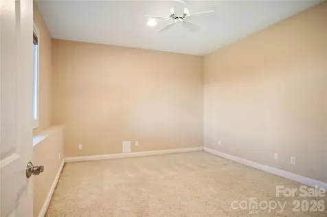84 Deep Valley Lane Hendersonville NC 28791