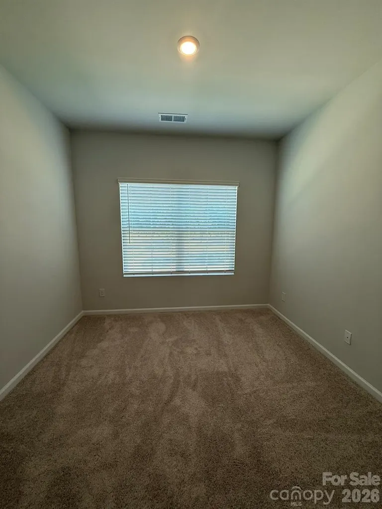 4618 Lakeview Road Charlotte NC 28216