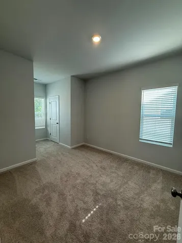 4618 Lakeview Road Charlotte NC 28216