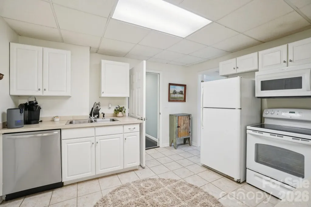 4005 Little River Road Hendersonville NC 28739