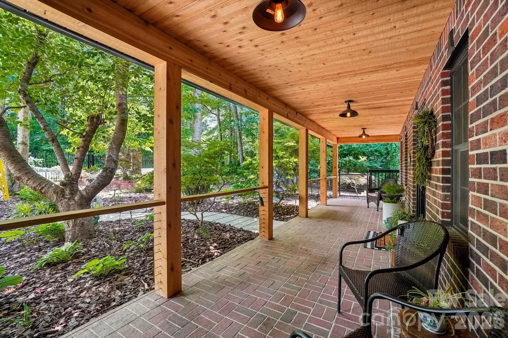 4005 Little River Road Hendersonville NC 28739