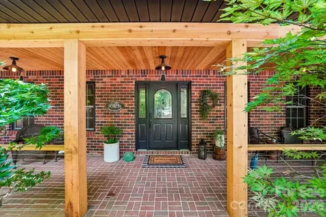 4005 Little River Road Hendersonville NC 28739