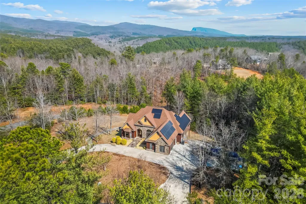 293 Bear Cliff Drive Nebo NC 28761
