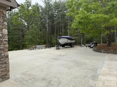 293 Bear Cliff Drive Nebo NC 28761