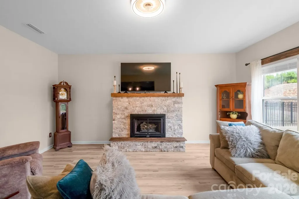 161 Old Harbor Drive Mount Gilead NC 27306
