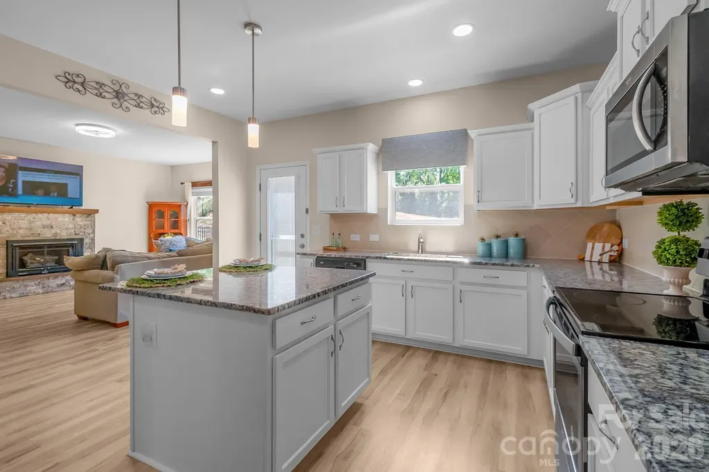 161 Old Harbor Drive Mount Gilead NC 27306