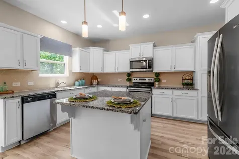 161 Old Harbor Drive Mount Gilead NC 27306