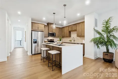 7228 Westrow Avenue Charlotte NC 28278